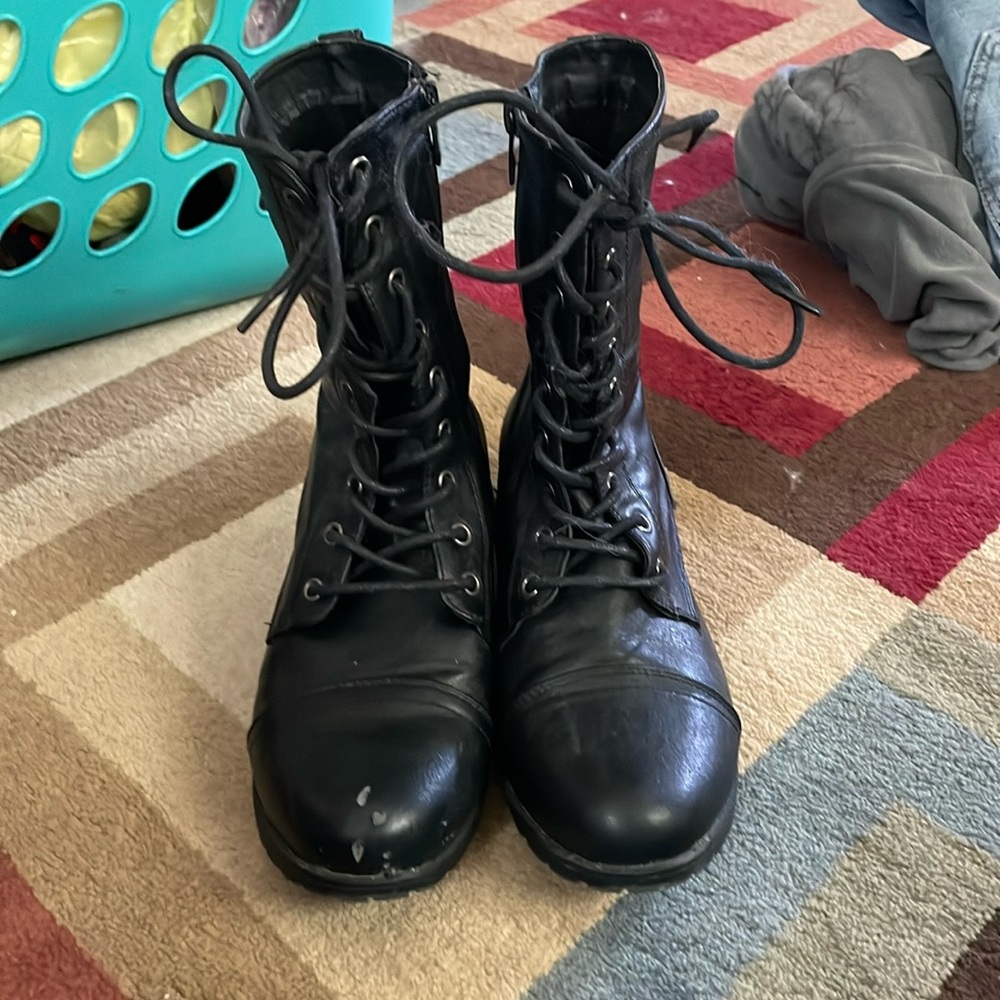 Black Forever Link Women’s boots size 8.5